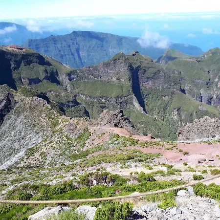 Pensao Fernandes בית הארחה פורטו מוניז