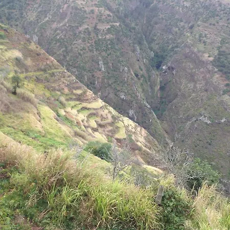 Pensao Fernandes בית הארחה *