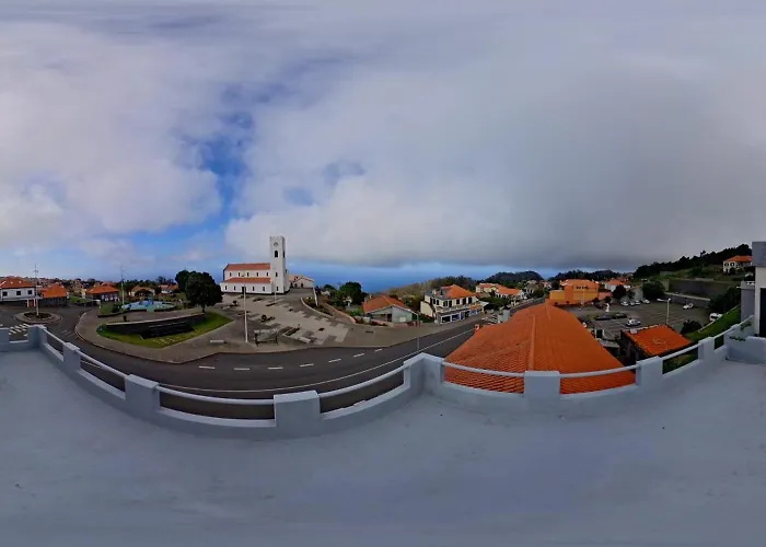 Pensao Fernandes Porto Moniz