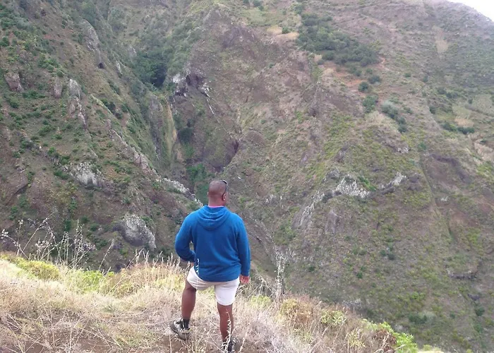 Pensao Fernandes Porto Moniz