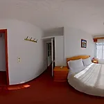 Guest house Pensao Fernandes Porto Moniz
