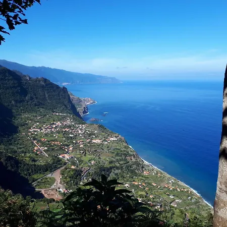 Pensao Fernandes * Porto Moniz