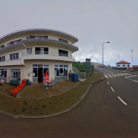 Pensao Fernandes Vendégház *