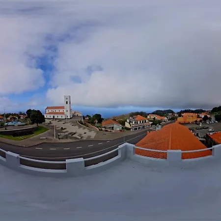 Pensao Fernandes Porto Moniz